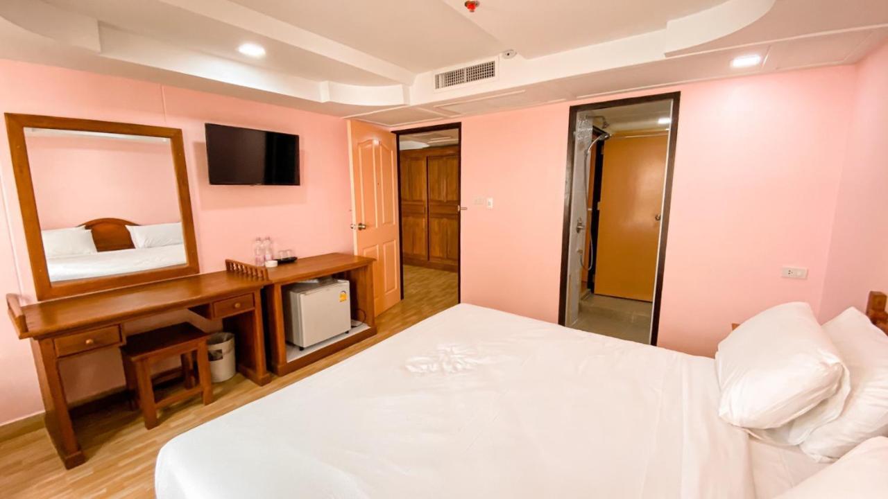 A.A. Pattaya Golden Beach Hotel Exterior foto